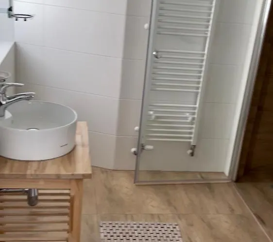 Hotell Vlevo Dole - No 7 *